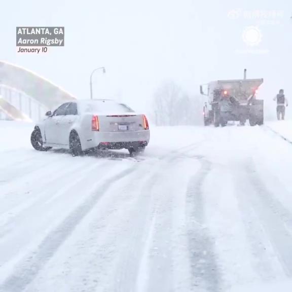 火箭和老鷹的比賽延期！亞特蘭大這雪下得，連車子都走不動(dòng)道了！