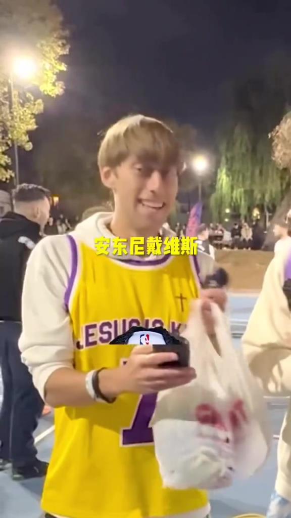 難度有點高??！通過發(fā)型猜NBA球員，你們能猜中幾位？